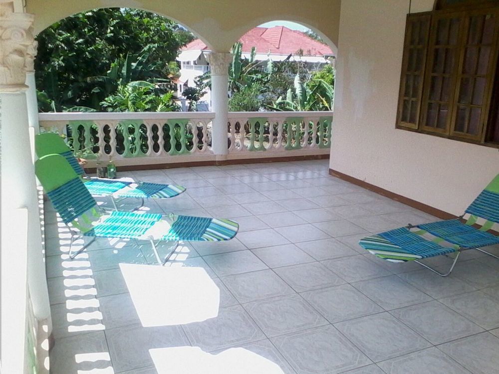 Dolphin Bay Yoga Guest House Drapers المظهر الخارجي الصورة